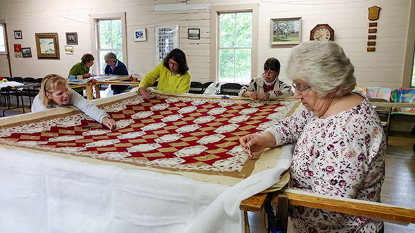 Delectable Mountain Quilters