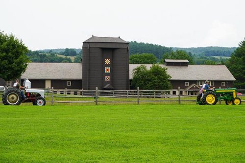 Barn Quilt Silos 600px